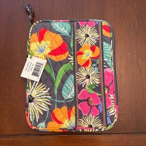 Vera Bradley Tablet Sleeve NWT